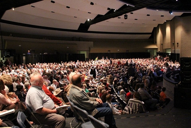 A_Main_Auditorium_Sunday